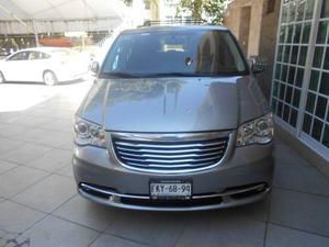 Chrysler Town & Country 3.6 Limited Mt