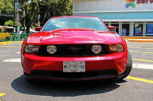 Ford Mustang Gt Excelentes Condicions V8