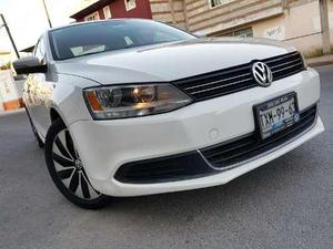 Volkswagen Jetta  Style Active At Posible Cambio