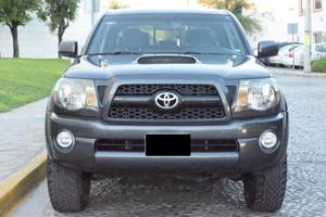 Toyota Tacoma TRD Sport 11