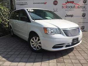 Chrysler Town and Country Li
