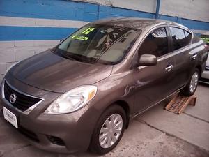 Nissan versa "" RECIEN IMPORTADO