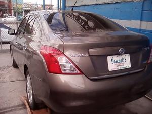 Nissan versa  Recien IMPORTADO