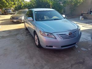 Vendo camry cil automatico factura de agencia