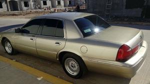Ford Grand Marquis 99'..... Impecable...Aproveche!