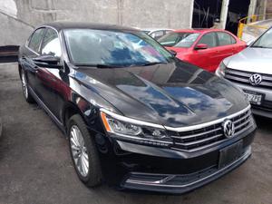 Volkswagen Passat p Sportline L5/2.5 Aut LED