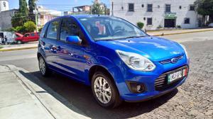 Ford Fiesta ikon / seminuevo