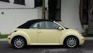 VOLKSWAGEN BEETTLE CABRIO AMARILLO 