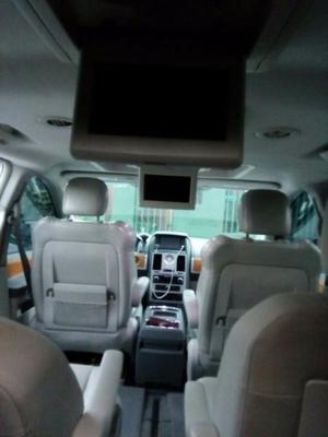 Vendo Chrysler Town & Country Limited $ a tratar!!