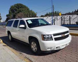 Chevrolet Suburban A Tela Aa At Impecable