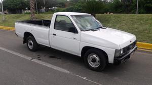 NISSAN PICKUP CON CLIMA 