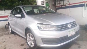 IMPECABLE VOLKSWAGEN VENTO STARTLINE  PLATA. POSIBLE