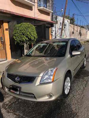 Nissan Sentra 2.0 Custom 6vel Mt 