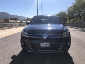 Volkswagen Tiguan Track & Fun 2.0T 