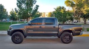 TOYOTA TACOMA