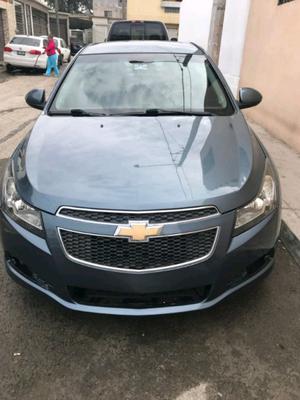 CHEVROLET CRUZE  RECIÉN IMPORTADO