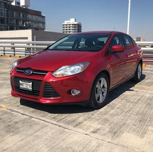 FORD FOCUS SE A/T 