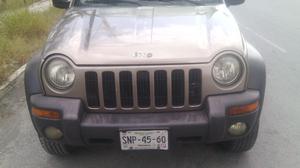 IMPECABLE JEEP LIBERTY