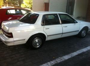Impecabe Buick Century limited.
