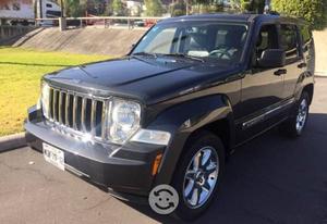 JEEP LIBERTY Limited única dueña fact orig