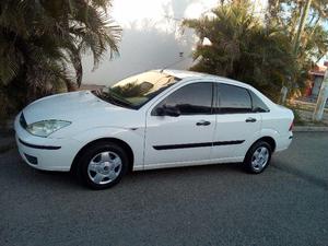 Ford focus  aire ac, automatico