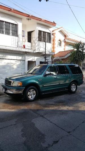 Ford expedition xlt 