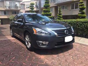 Nissan Altima 2.5 Advance Navi Piel Qc Cvt 