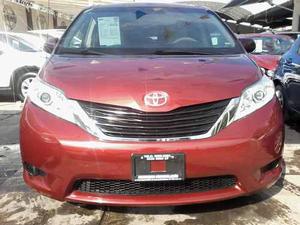 Toyota Sienna 3.5 Le  Servicios