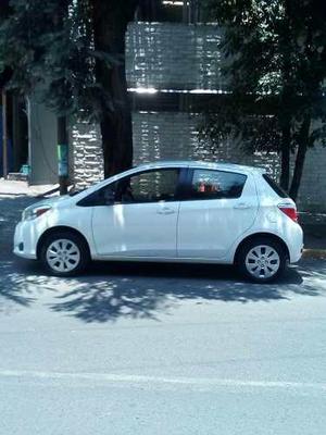 Toyota Yaris 1.5 Hb Core Man. Impecable