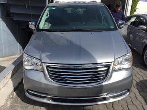 Chrysler Town & Country 3.6 Limited Mt 