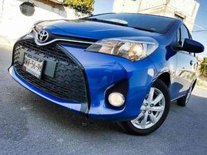 Toyota Yaris  Premium Aut Pantalla Posible Cambio