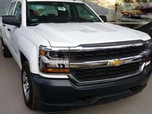 Chevrolet Silverado  Cab Dob Ls On Star 4x4 At 