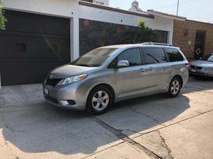 Toyota Sienna Le Aa Ee At 