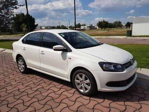 Volkswagen Vento 1.6 Active At 