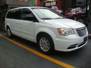 Chrysler Town & Country Li  Impecable Remato!!