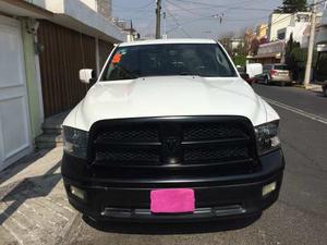 Dodge Ram  Pickup Crew Cab Laramie 4x2 Mt