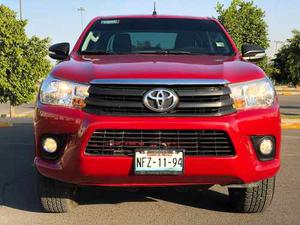 Toyota Hilux 2.7 Cabina Doble Sr Mt 