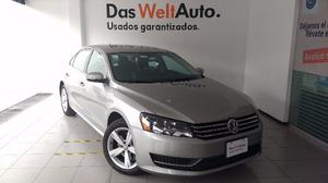 Volkswagen Passat 2.5 Sportline Tiptronic U