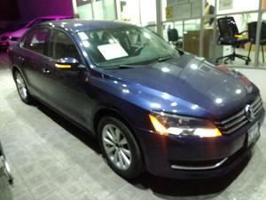 Volkswagen Passat 2.5 Confortline R 17 At......