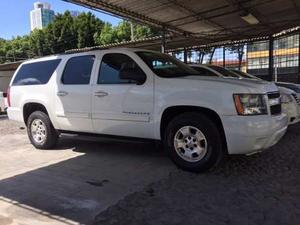 Chevrolet Suburban  Tela