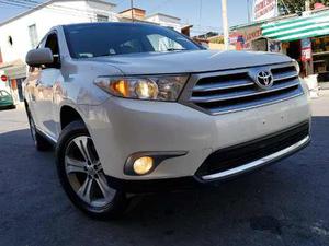 Toyota Highlander  Limited R-19 4x4 Posible Cambio
