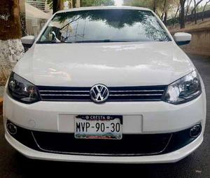 Volkswagen Vento 1.6 Highline At 