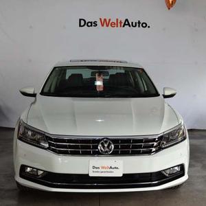 Volkswagen Passat 2.5 Tiptronic Highline At