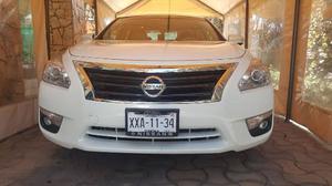 Nissan Altima 2.5 Advance Navi Mt 