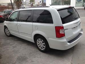 Chrysler Town & Country 3.6 Limited Mt