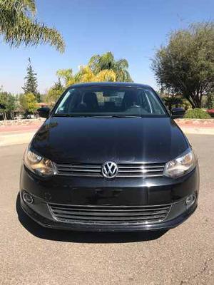 Volkswagen Vento 1.6 Highline At 