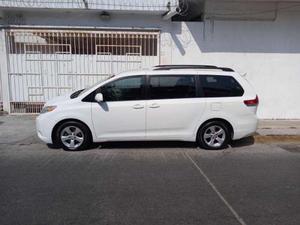 Toyota Sienna 3.5 Ce At 