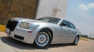 Chrysler 300 V6 Elegance