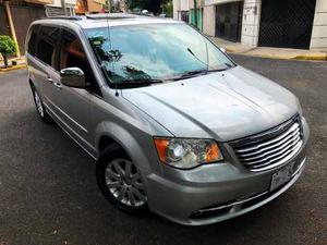 Chrysler Town & Country Limited Premium 