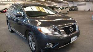 Nissan Pathfinder Exclusive V6 Awd At